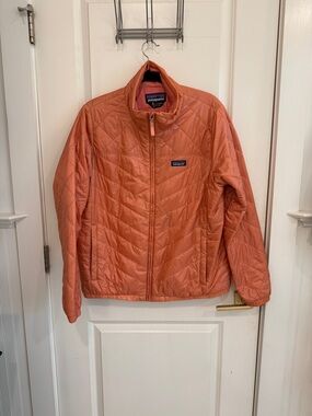 Patagonia Women's Lightweight Radalie Quilted Puff Bomber Jacket